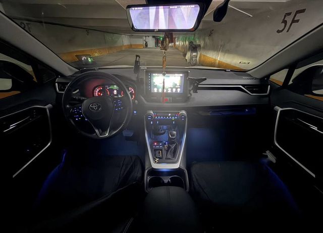 TOYOTA豐田 RAV4  第3張相片