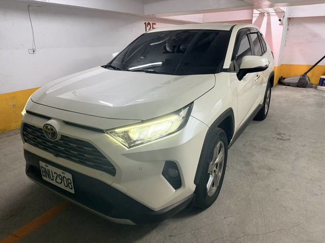 TOYOTA豐田 RAV4  第6張相片
