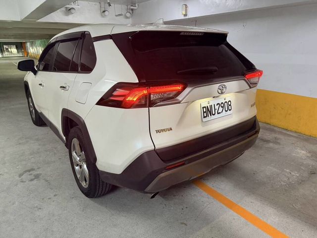 TOYOTA豐田 RAV4  第7張相片