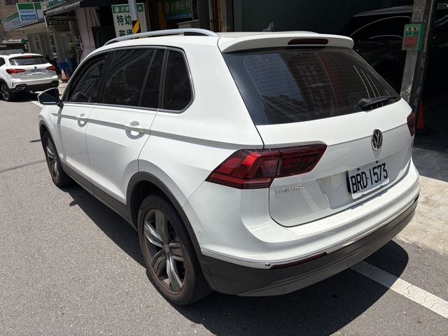 VOLKSWAGEN福斯 TIGUAN  第2張相片