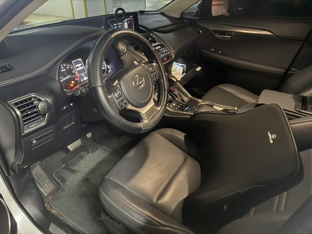 LEXUS凌志 NX200  第4張相片