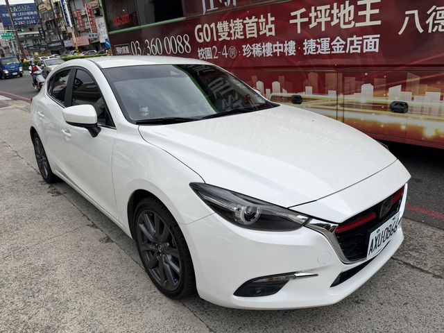 MAZDA馬自達 MAZDA 3  第8張相片