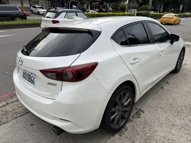 MAZDA馬自達 MAZDA 3  第9張相片
