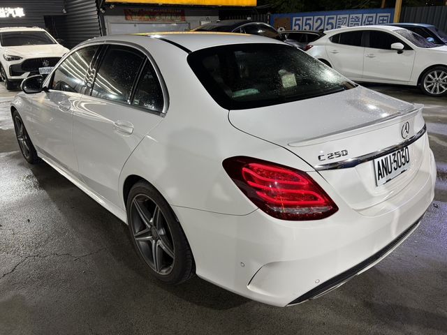 M-BENZ賓士 C250  第2張相片
