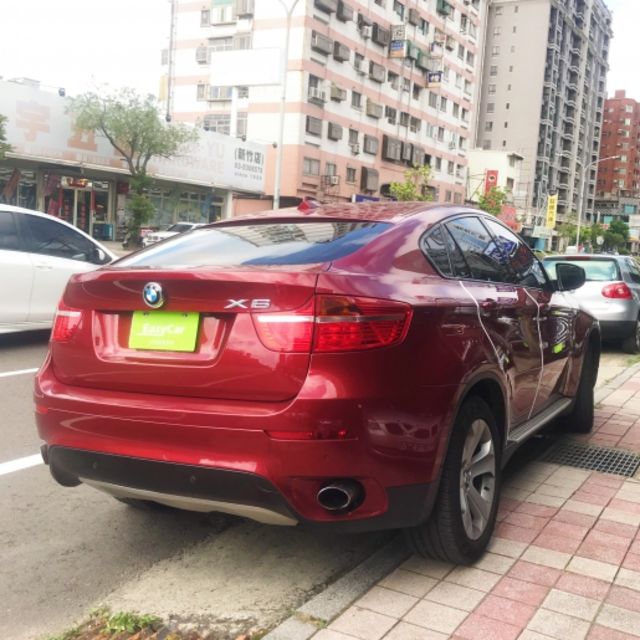 <SUM 全昱汽車 >2012年 BMW X6  - XDrive35i (E71)    少見的法拉利紅！0～100km只需6.7秒  第5張相片