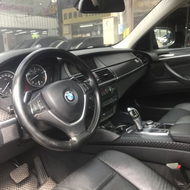 <SUM 全昱汽車 >2012年 BMW X6  - XDrive35i (E71)    少見的法拉利紅！0～100km只需6.7秒  第9張相片
