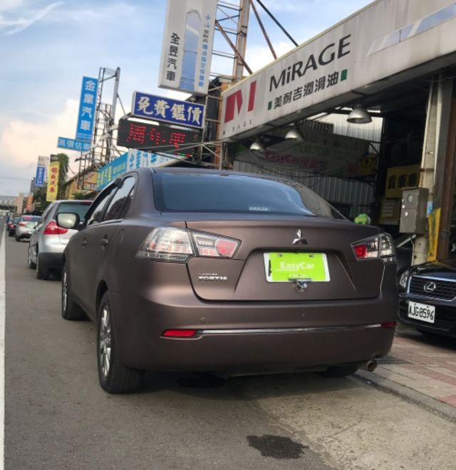 <SUM 全昱汽車 > 菱帥就是好帥 ~ ~ 騎士限量版 ! ! ! 特殊色系消光棕 ~ ~  第4張相片