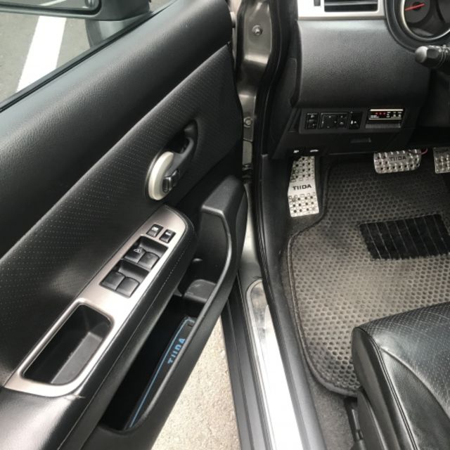 <SUM 全昱汽車 > 2008年   Nissan  TIIDA   1.8L  省油、低稅、馬力大！誰能跟它比！一樣的價錢幫然要買大的！！  第13張相片