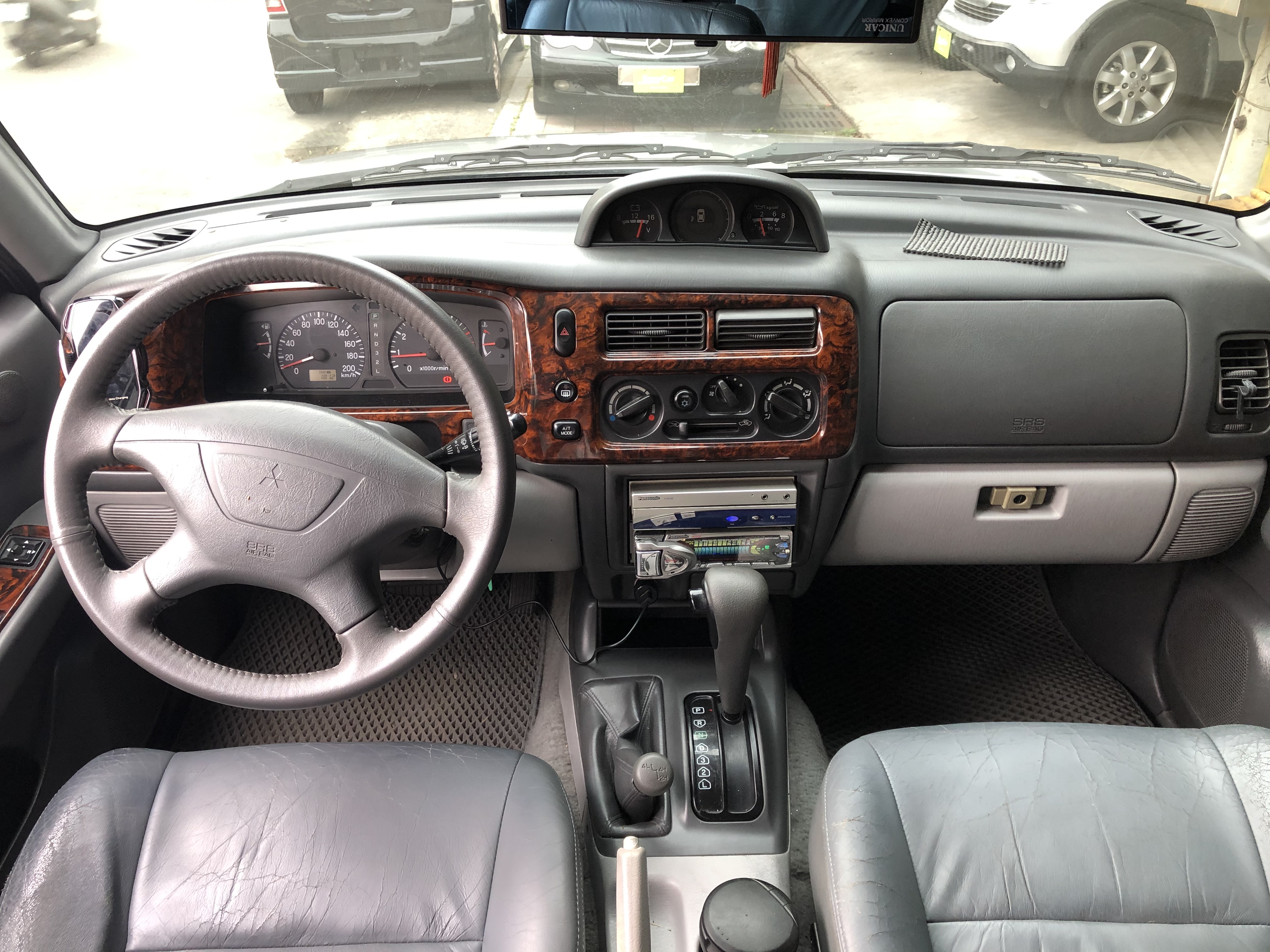 <SUM 全昱汽車 >  2000年 三菱 challenger 挑戰者 ［四輪傳動］～～～ 兇悍四驅越野吉普 ～～～越野 ! 溯溪 !  露營 ! 通通 ! !  第8張相片