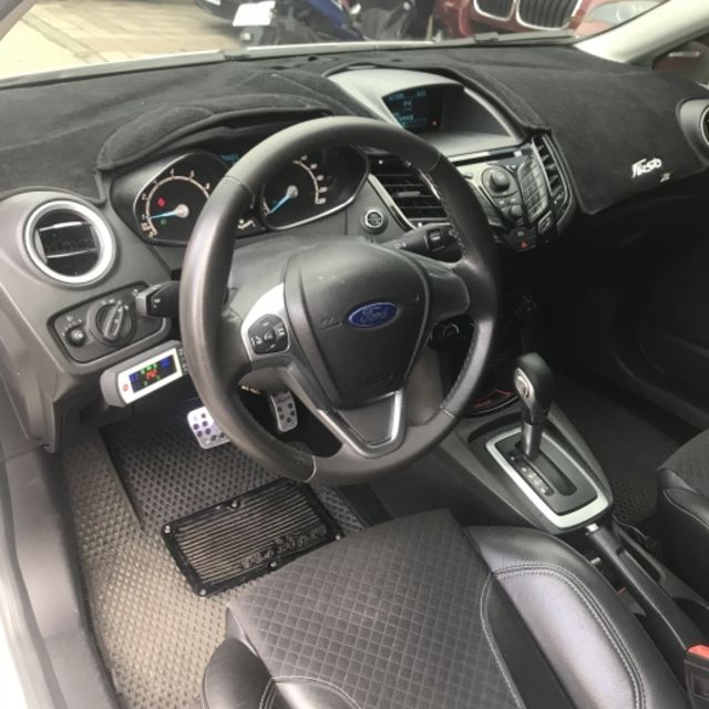<SUM 全昱汽車 >2016年 福特 Fiesta  S渦輪運動型  1.0L       1000cc超省油、省稅、渦輪增壓 5門超安全小鋼炮 ~ ~  第7張相片