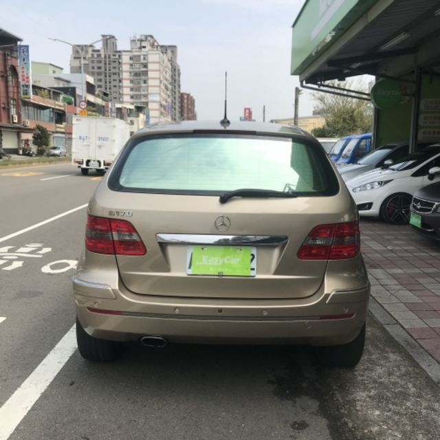 < SUM 全昱汽車 > 2005年 BENZ B170 1.7L～～～ 國小老師用車！！小巧可愛 ~ 5門掀背運動跑旅B-Class ～～～  第4張相片