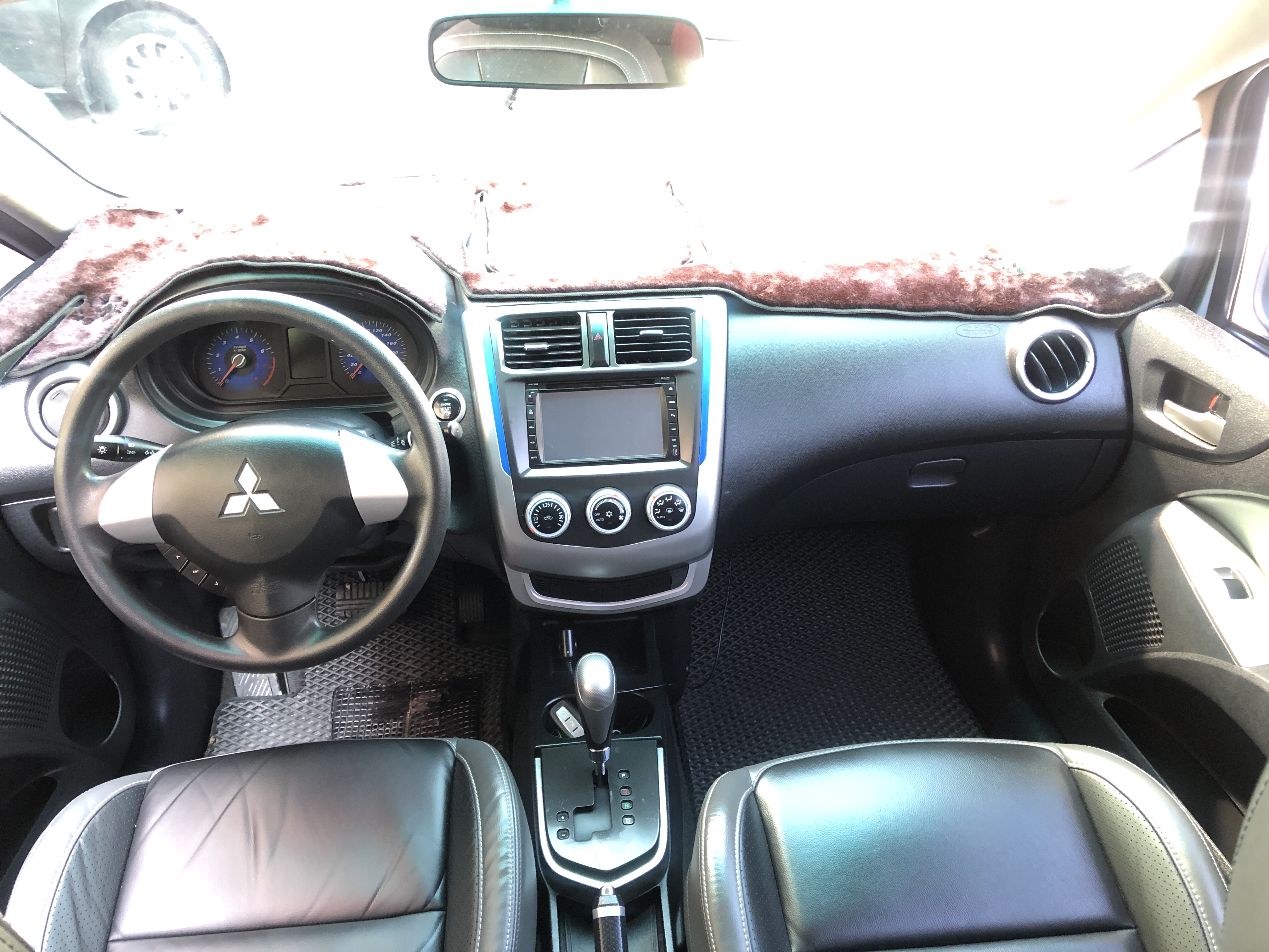 <SUM 全昱汽車 >2014年 三菱  COLT PLUS 1.5L    第6張相片
