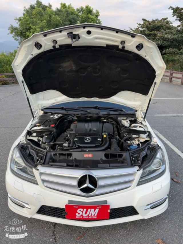 C-CLASS SEDAN W204  第3張相片