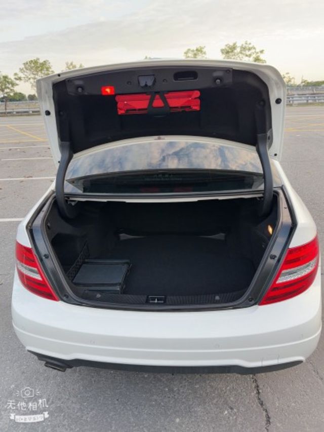 C-CLASS SEDAN W204  第5張相片