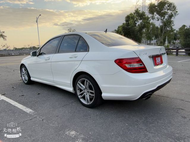 C-CLASS SEDAN W204  第9張相片