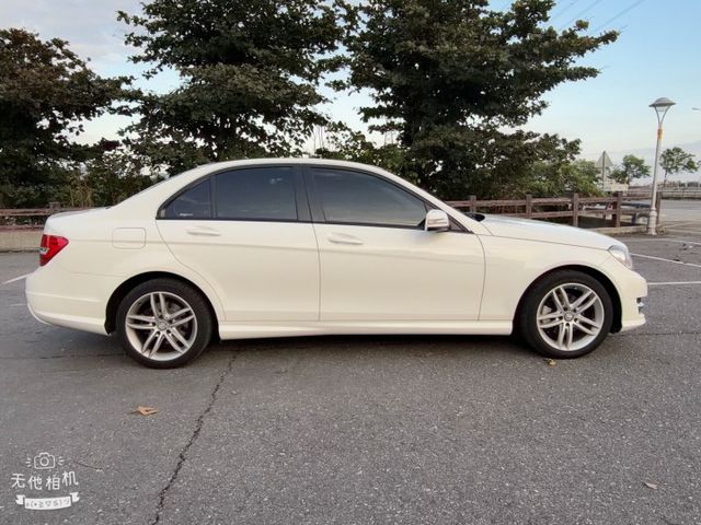 C-CLASS SEDAN W204  第13張相片