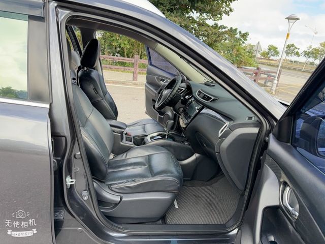 X-TRAIL  第3張相片