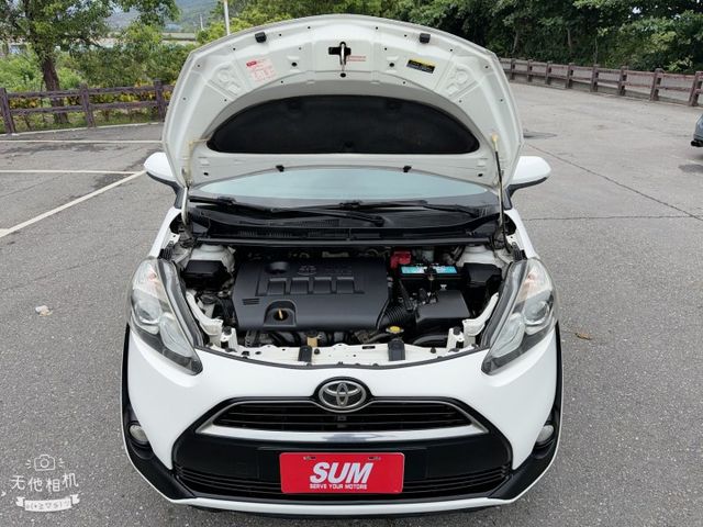 SIENTA  第16張相片