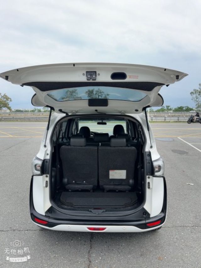 SIENTA  第17張相片