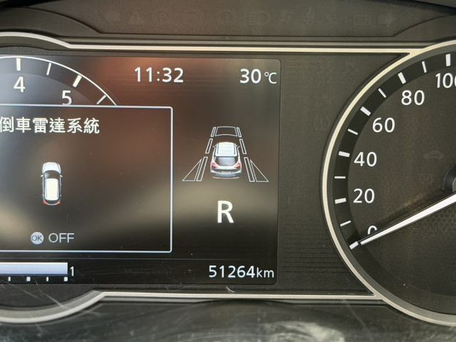 KICKS  第15張相片
