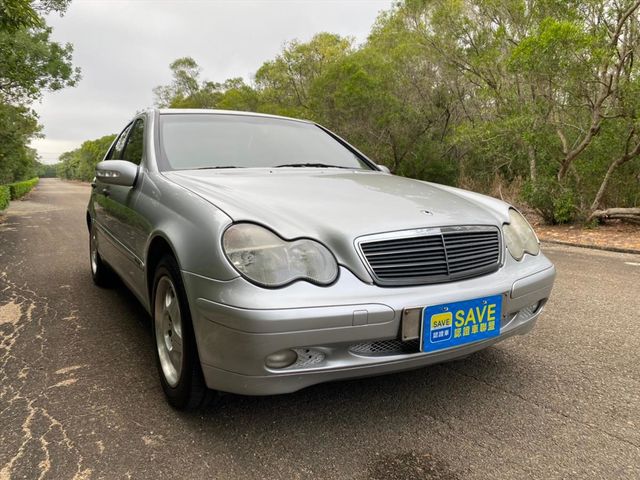 2001年 BENZ C200K  第3張相片