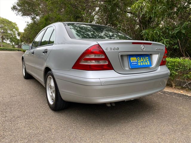 2001年 BENZ C200K  第5張相片