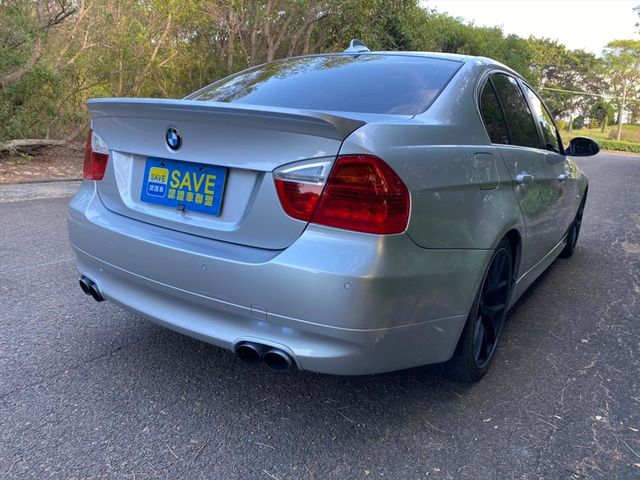2007年 E90 335i 總代理  第7張相片
