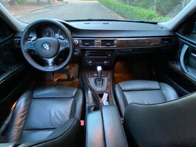 2007年 E90 335i 總代理  第9張相片