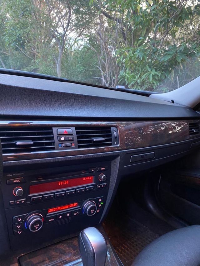 2007年 E90 335i 總代理  第23張相片