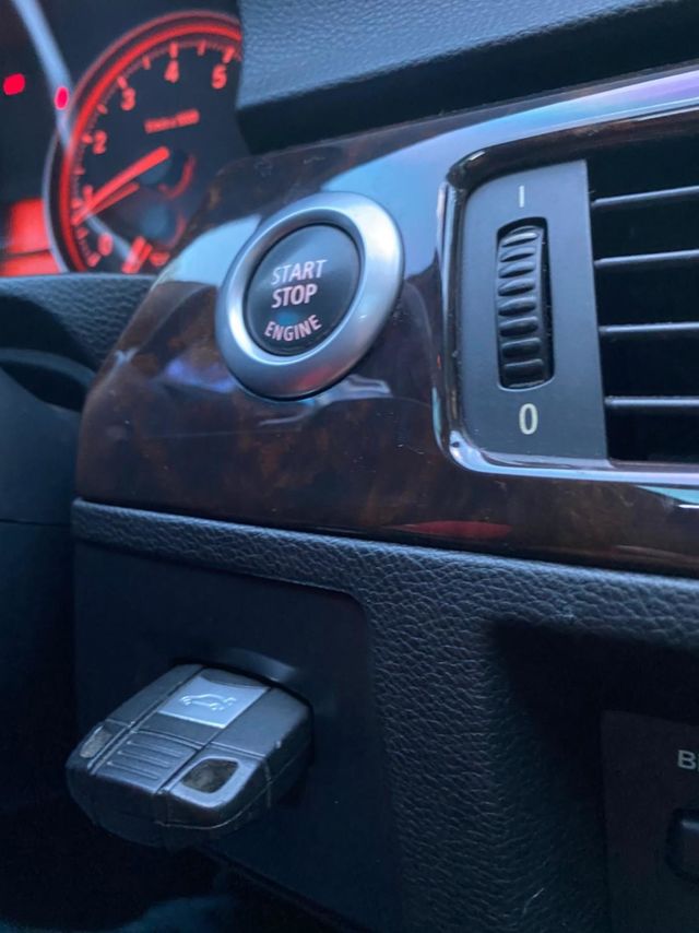 2007年 E90 335i 總代理  第24張相片