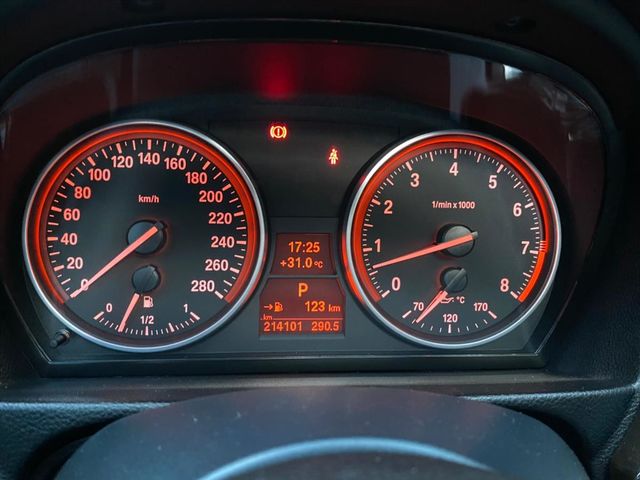 2007年 E90 335i 總代理  第26張相片