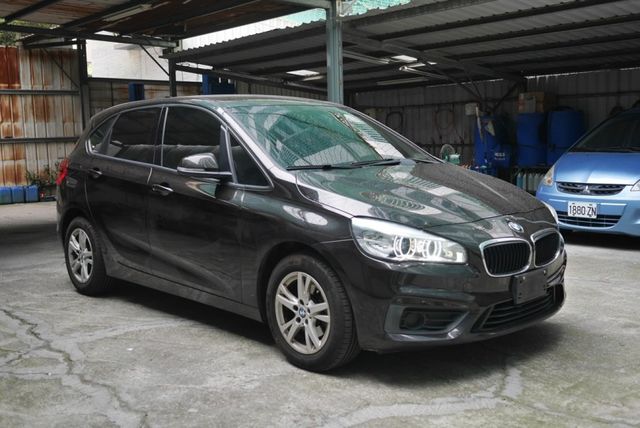 BMW218D2.0柴油車總代理保證實跑十三萬公里車況佳/歡迎來電預約賞車  第2張相片