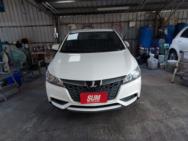 保證實跑三萬二千公里要找代步車公里數跑少機會難得/環景+倒車影像影音主機/歡迎來店賞車  第3張相片