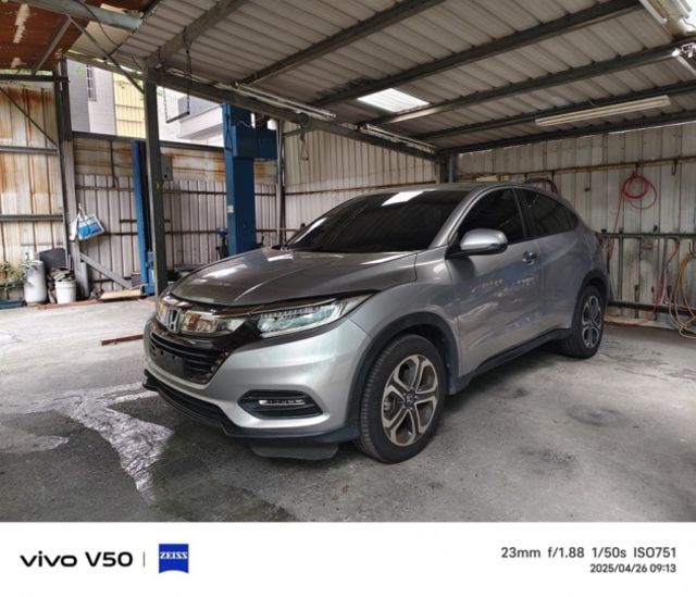 中部車保證實跑二萬六千多公里1.8S版/摸門/換檔撥片/盲點/衛星導航+倒車影像主機/歡迎來電預約賞車  第1張相片