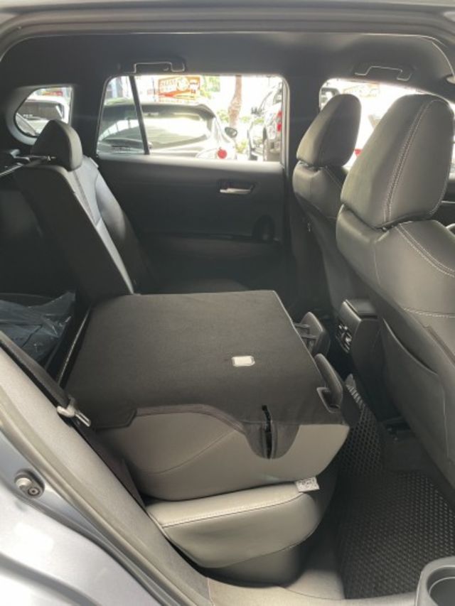 中部一手車 只跑7千多公里 尊爵版特仕車 4年12萬公里保固中 整車原鈑件 環景跟車系統  第11張相片