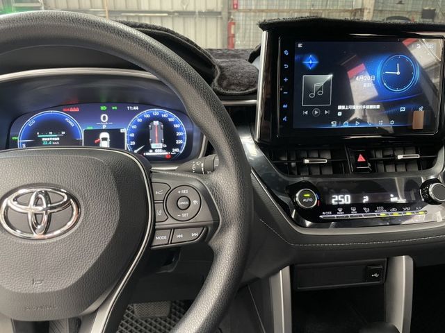 中部一手車 只跑7千多公里 尊爵版特仕車 4年12萬公里保固中 整車原鈑件 環景跟車系統  第16張相片