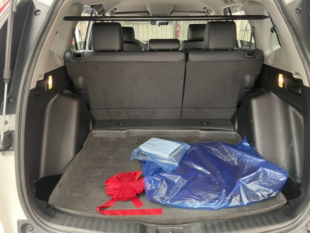 中部在地一手車 VTi 原廠保養紀錄 2年5萬公里保固中 環景 ACC跟車系統 整車原鈑件 YES認證車  第16張相片