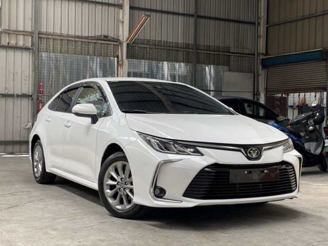 最新價格 整車原鈑件 一手認證車 原廠4年12萬公里保固中 至2027年3月 跟車ACC系統 藍芽  第16張相片