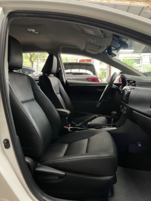 中部一手車 原廠保養紀錄 只跑9萬多公里 里程保證 I-key 整車原鈑件 第三方YES認證車 一年2萬公里保固中  第19張相片