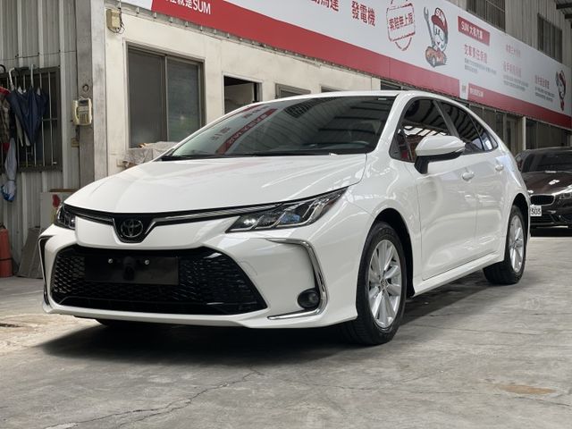 一手車 原廠保養紀錄4年12萬原廠保固中只跑9千公里 ACC跟車整車原鈑件 第三方YES認證車  第1張相片