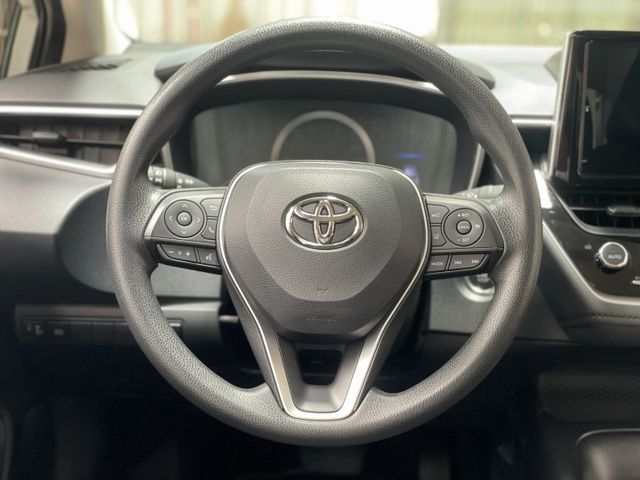 一手車 原廠保養紀錄4年12萬原廠保固中只跑9千公里 ACC跟車整車原鈑件 第三方YES認證車  第17張相片