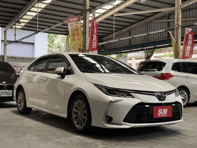 最新價格ALTIS Hybrid 尊爵版 ACC跟車/原廠保養紀錄/整車原鈑件認證車  第3張相片