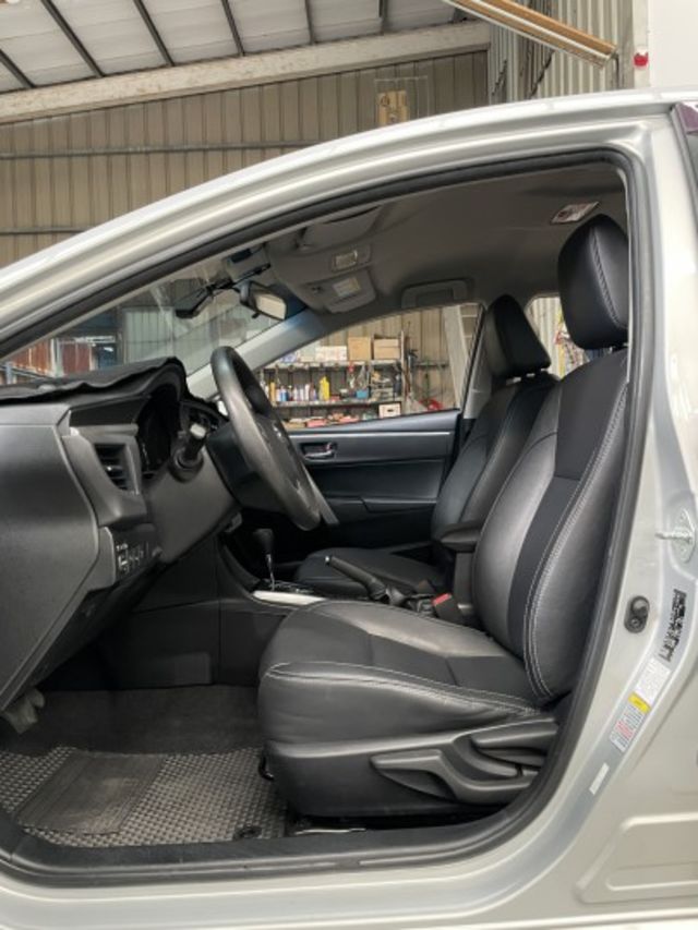 中部一手車 只跑12萬多公里 里程保證 I-key 整車原鈑件 第三方YES認證車 一年2萬公里保固中  第9張相片