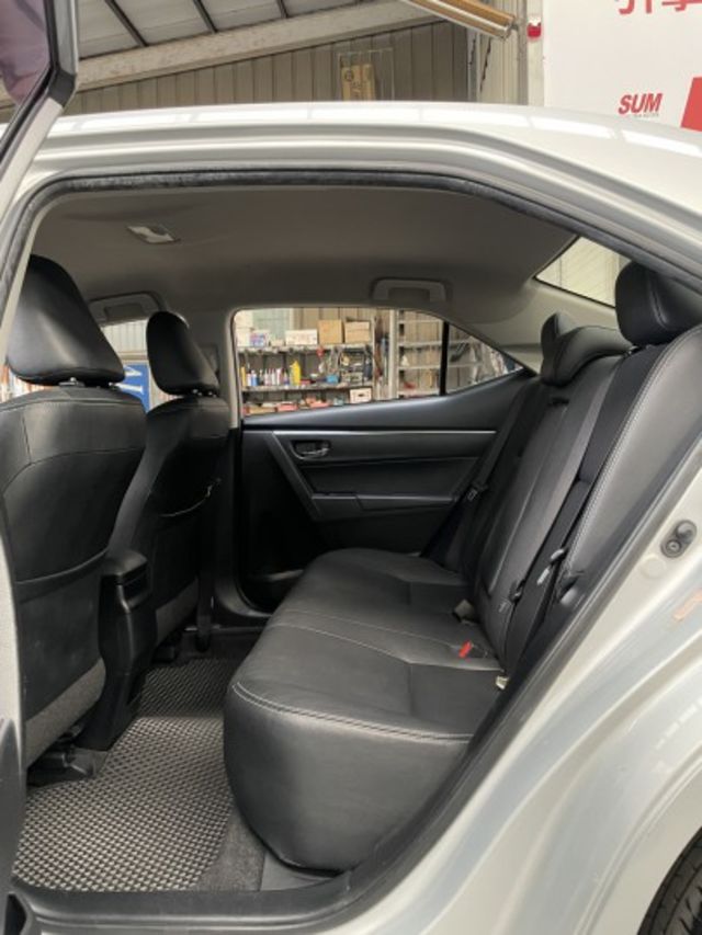 中部一手車 只跑12萬多公里 里程保證 I-key 整車原鈑件 第三方YES認證車 一年2萬公里保固中  第10張相片