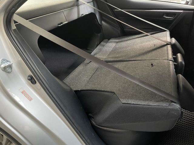 中部一手車 只跑12萬多公里 里程保證 I-key 整車原鈑件 第三方YES認證車 一年2萬公里保固中  第14張相片