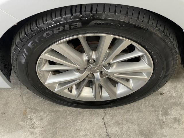 中部一手車 只跑12萬多公里 里程保證 I-key 整車原鈑件 第三方YES認證車 一年2萬公里保固中  第16張相片
