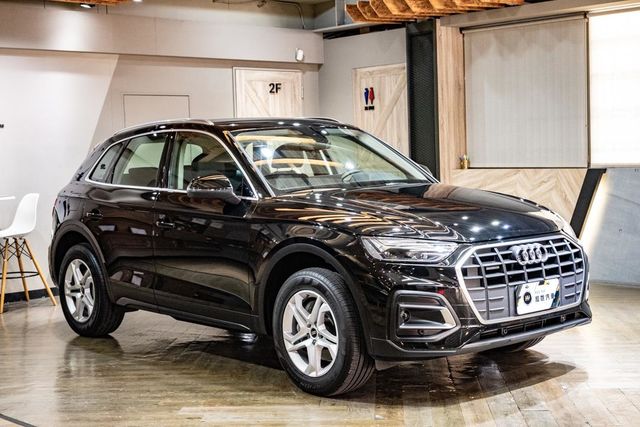 2021 Q5 45TFSI 超低里程  第3張相片