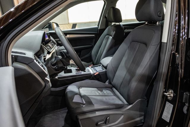 2021 Q5 45TFSI 超低里程  第9張相片