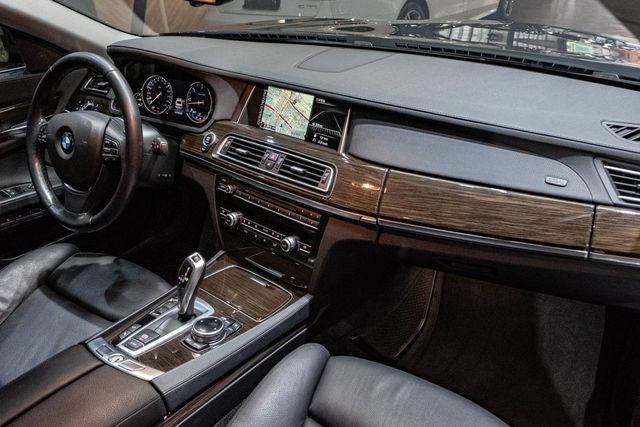 2014 BMW730d 低里程總代理  第13張相片