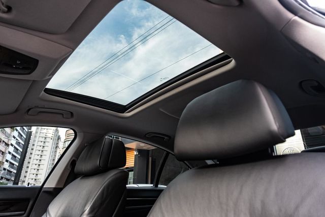 2014 BMW730d 低里程總代理  第15張相片